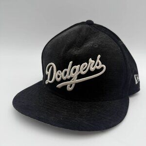 New Era Los Angeles Dodgers 59FIFTY Black Fitted Hat Size 7 5/8